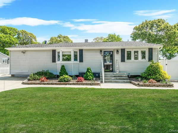 121 Selden Boulevard , Centereach, NY 11720