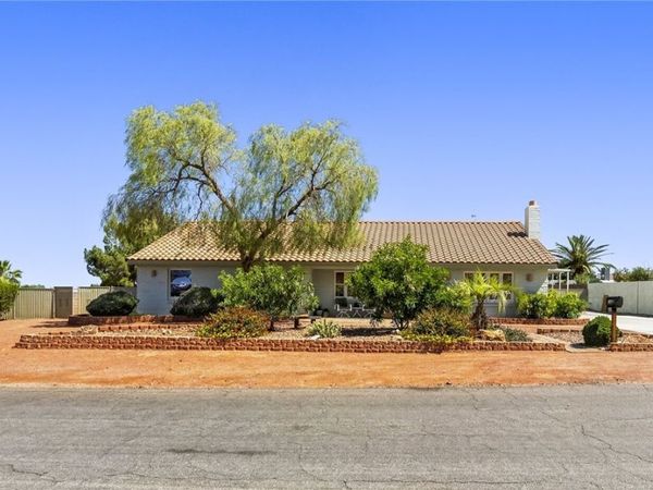 1600 Tumbleweed Drive , Henderson, NV 89002