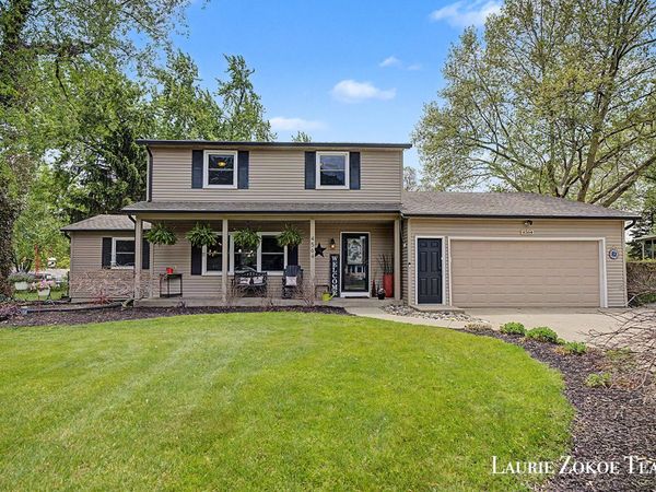 4564 Fenwood Street SW, Grand Rapids, MI 49534