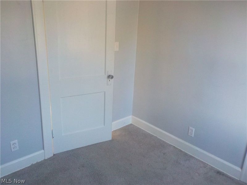 3912 Oak Park Avenue, Cleveland, OH 44109 Photo 12