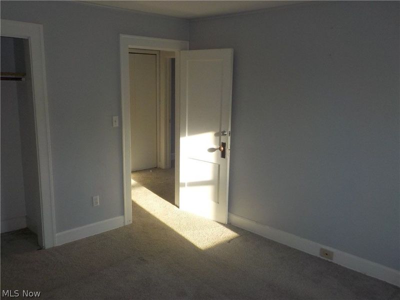 3912 Oak Park Avenue, Cleveland, OH 44109 Photo 16