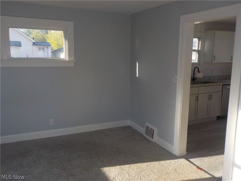 3912 Oak Park Avenue, Cleveland, OH 44109 Photo 4