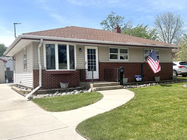 5603 S Hately AVENUE, Cudahy, WI 53110