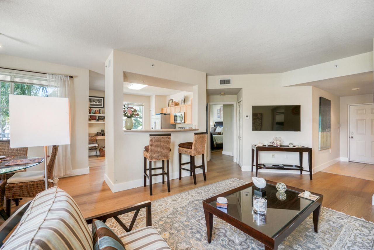 11028 Legacy Drive, Unit 203, Palm Beach Gardens, FL 33410 Photo