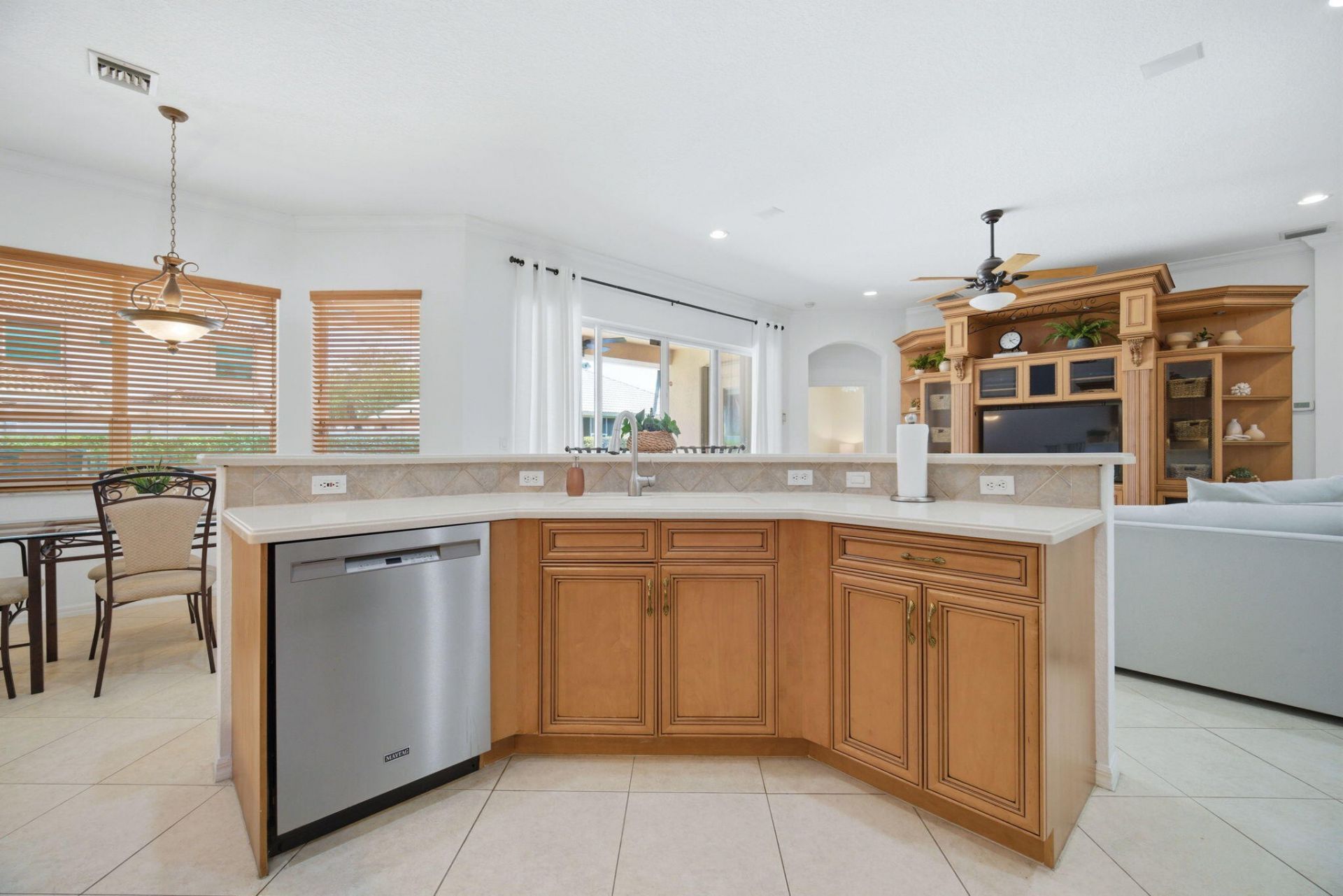 6018 NW 56th Circle Nw, Coral Springs, FL 33067 Photo