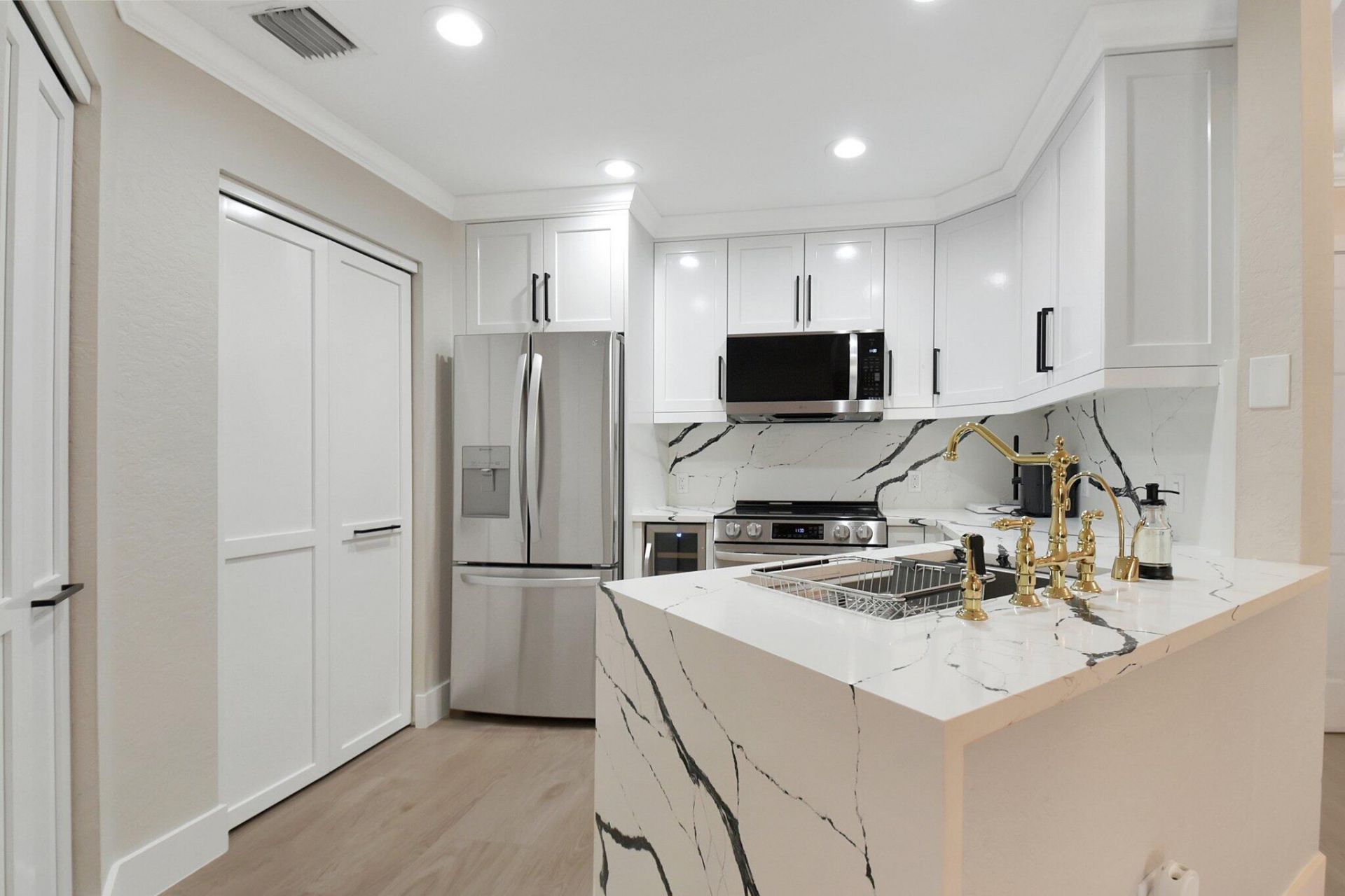 1803 N Flagler Drive, Unit 203, West Palm Beach, FL 33407 Photo