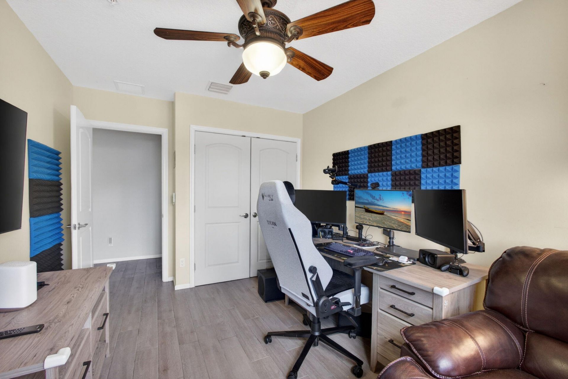 4470 Leo Lane, Riviera Beach, FL 33410 Photo