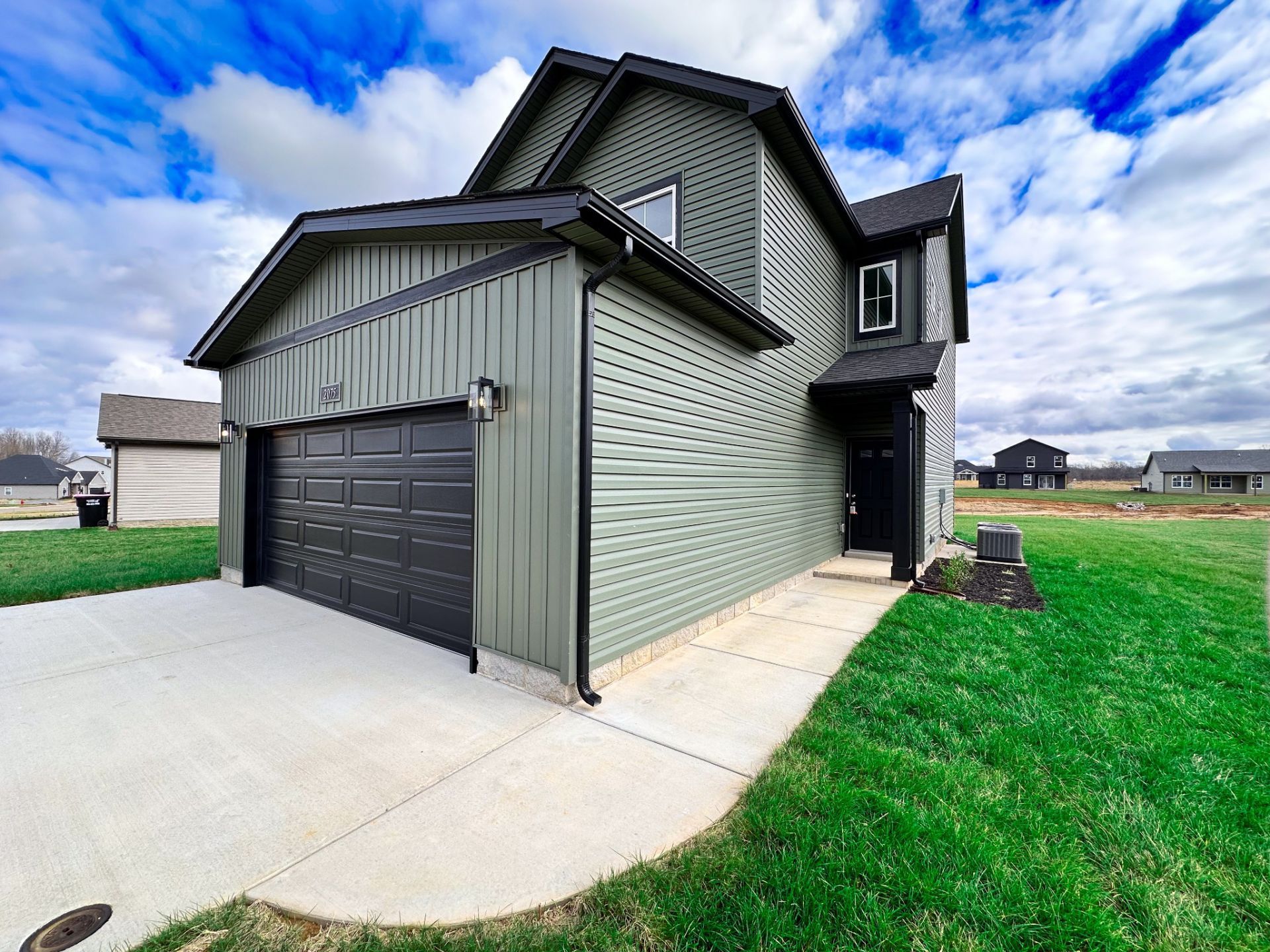 2075 Ireland Way, Clarksville, TN 37042 Main Photo