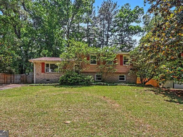 1136 Creekdale Drive, Clarkston, GA 30021