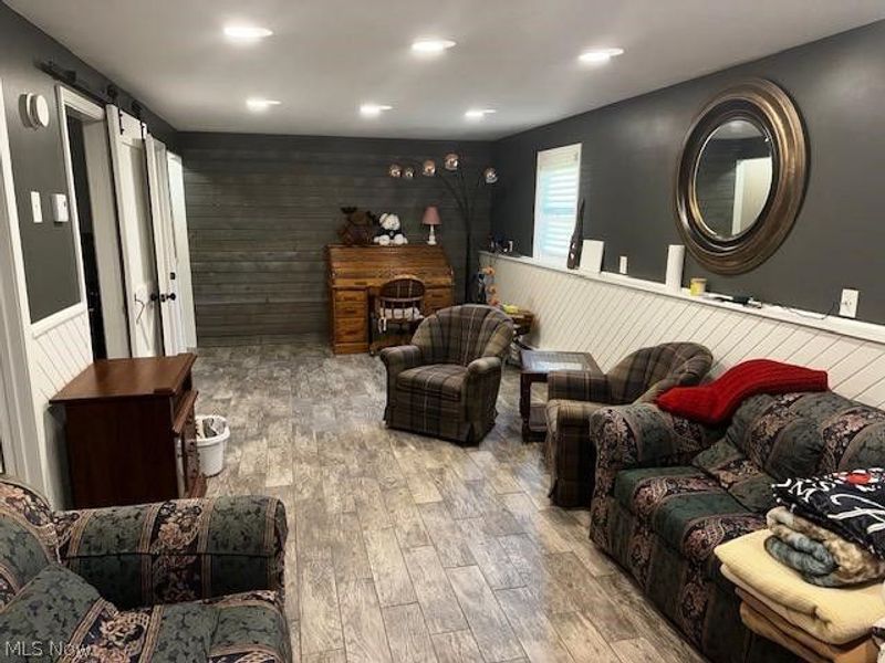 454 Oaknoll Drive , Amherst, OH 44001 Photo 8