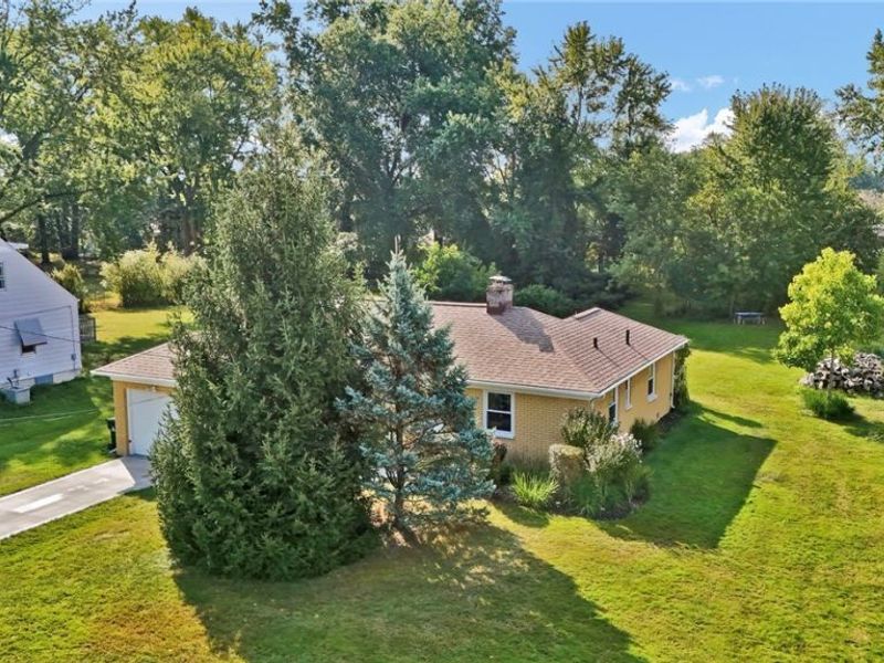 25255 Maple Ridge Road , North Olmsted, OH 44070 Photo 1