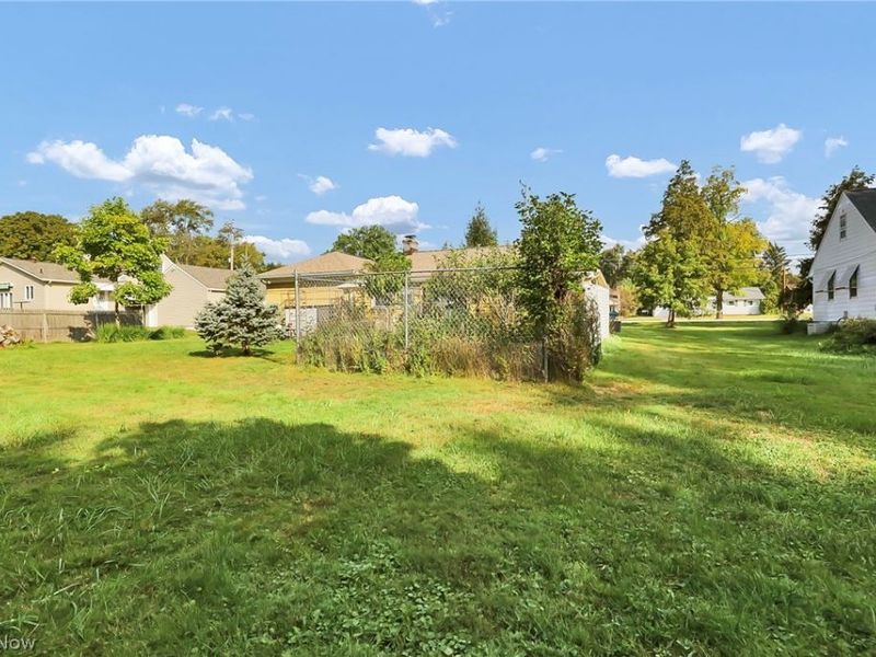 25255 Maple Ridge Road , North Olmsted, OH 44070 Photo 30