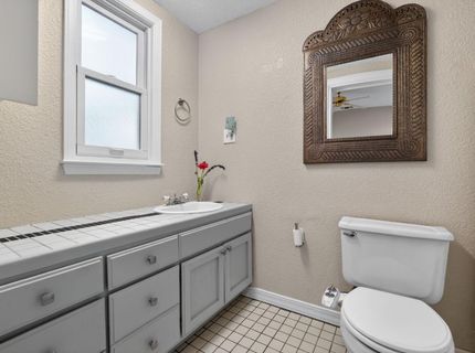 3957 Miller Way, Sacramento, CA 95817 Photo