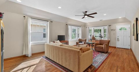 3957 Miller Way, Sacramento, CA 95817 Photo