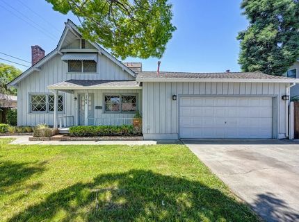 1705 Pluto Way, Sacramento, CA 95864 Photo