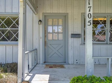 1705 Pluto Way, Sacramento, CA 95864 Photo