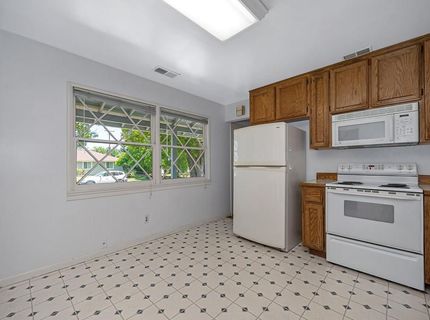 1705 Pluto Way, Sacramento, CA 95864 Photo