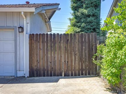 1705 Pluto Way, Sacramento, CA 95864 Photo