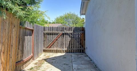 1705 Pluto Way, Sacramento, CA 95864 Photo