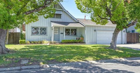 1705 Pluto Way, Sacramento, CA 95864 Photo
