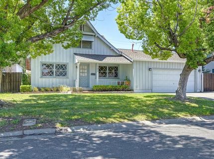 1705 Pluto Way, Sacramento, CA 95864 Photo