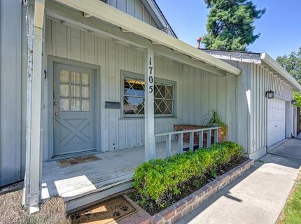 1705 Pluto Way, Sacramento, CA 95864 Photo
