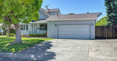 1705 Pluto Way, Sacramento, CA 95864 Photo