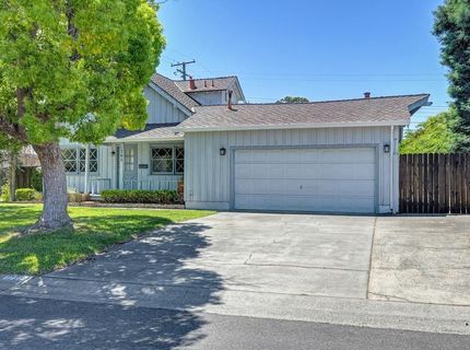 1705 Pluto Way, Sacramento, CA 95864 Photo