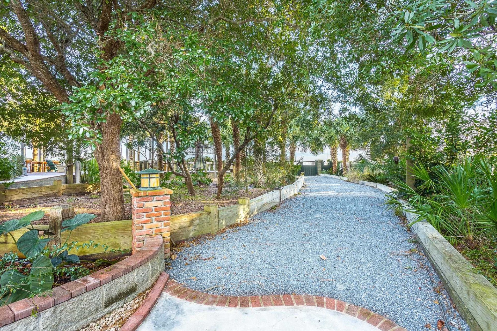 2285 W Highway 98, Carrabelle, FL 32322 Photo