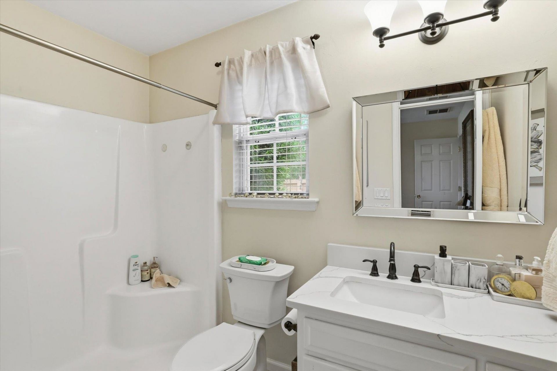 21 Stevens Drive , Midway, FL 32343 Photo