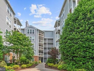 3178 SUMMIT SQUARE DRIVE, Unit 3-D3, OAKTON, VA 22124