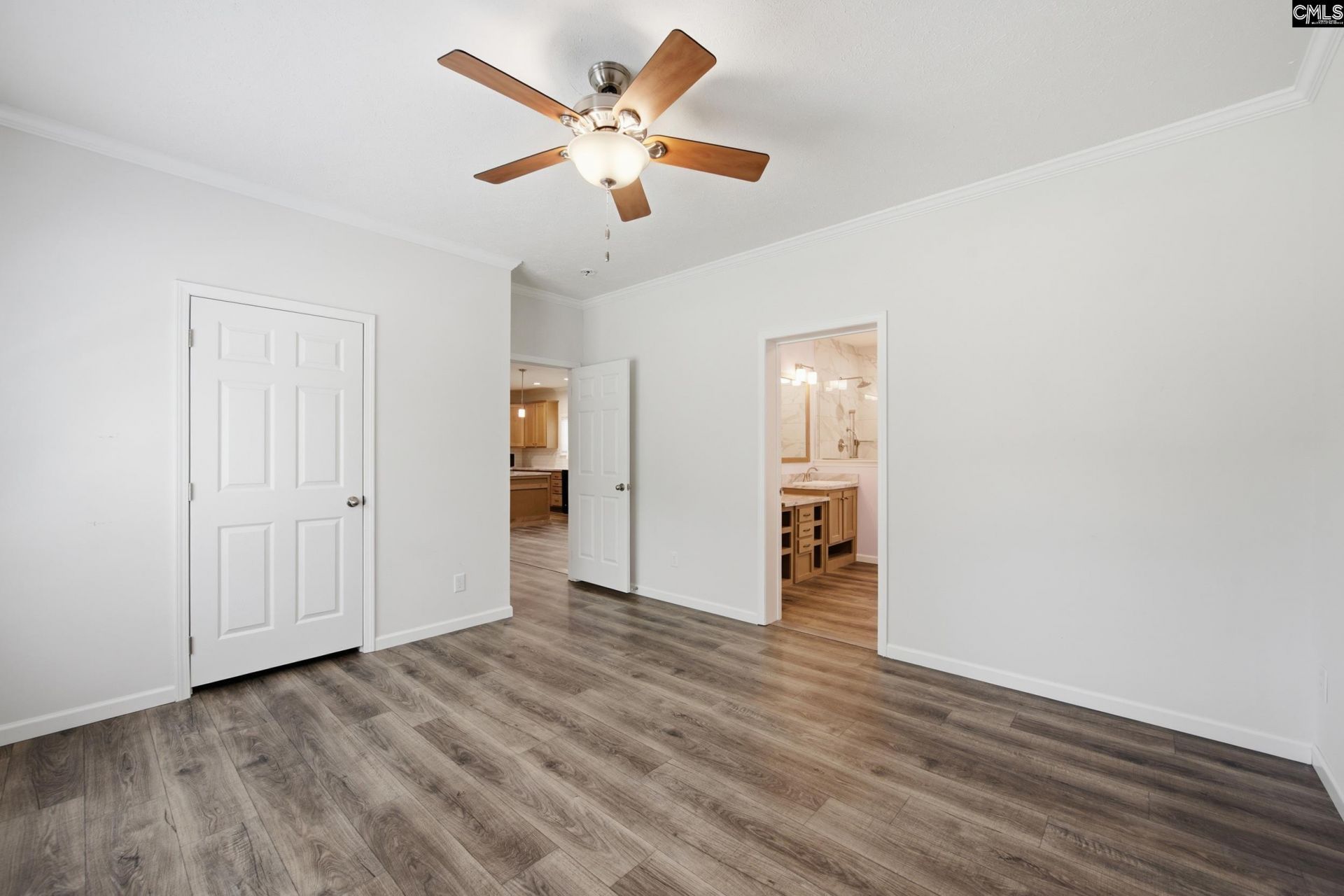 1605 S Lake Drive  Photo 13