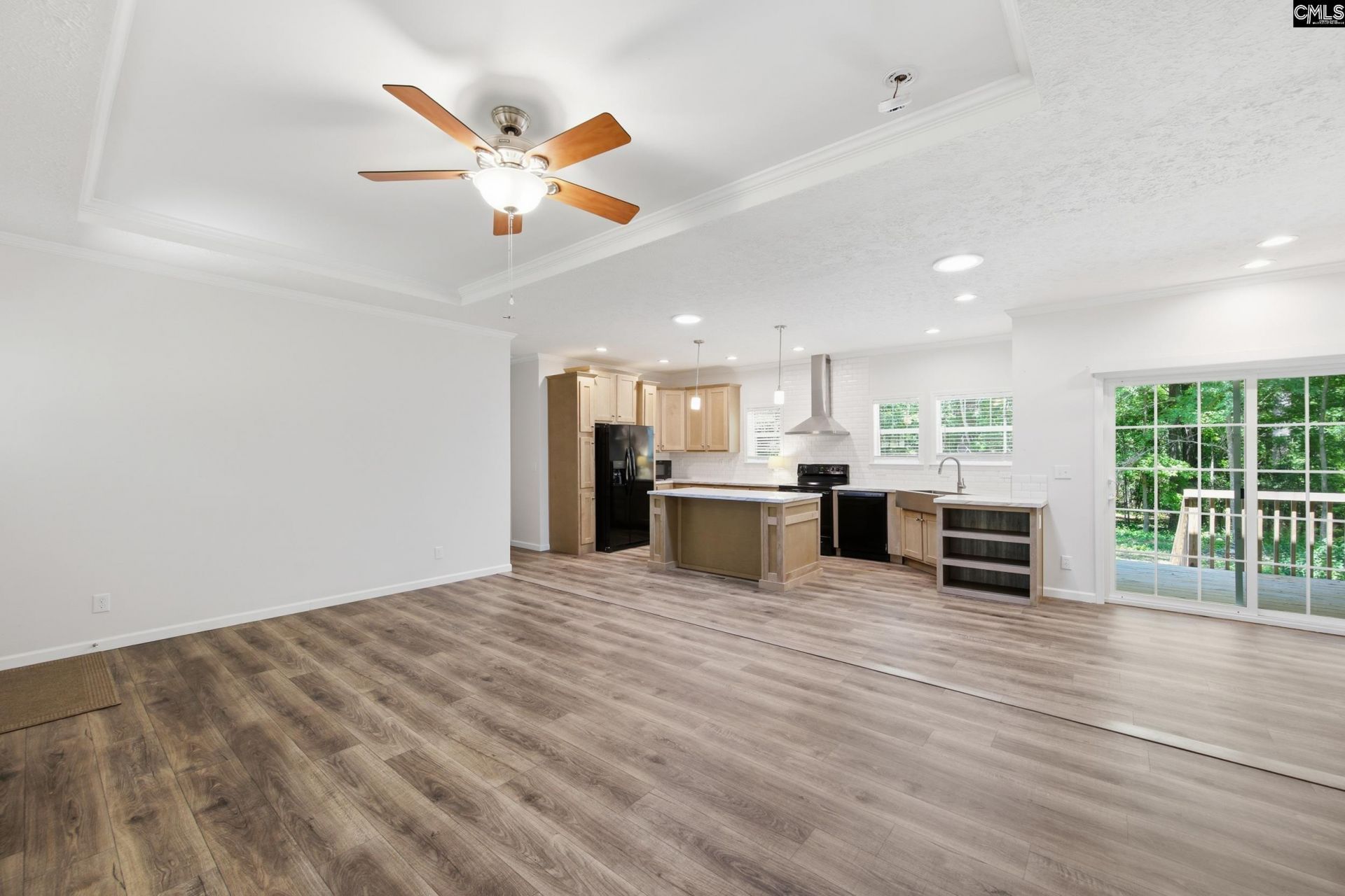 1605 S Lake Drive  Photo 7
