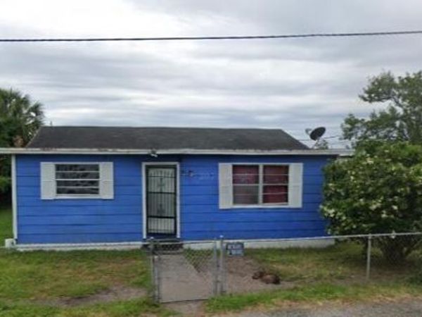 26 EDGAR Street, Atlantic Beach, FL 32233