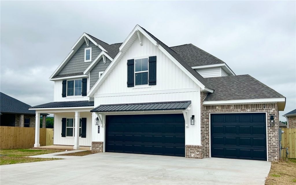 682 Summer Lane , Prairie Grove, AR 72753 Main Photo