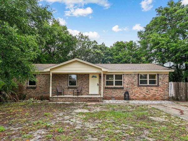 4572 Kelly Lane, Gulf Breeze, FL 32563