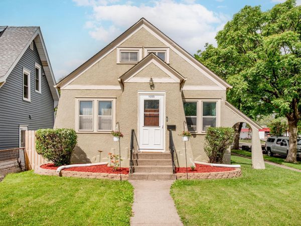 1055 Virginia Street, Saint Paul, MN 55117