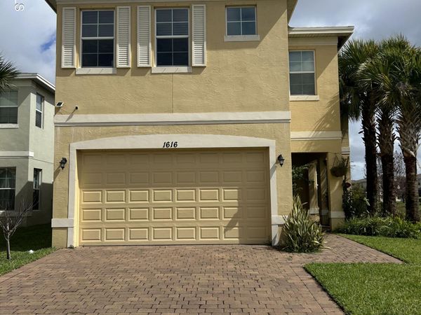 1616 NW Cataluna Circle S , Port St. Lucie, FL 34986