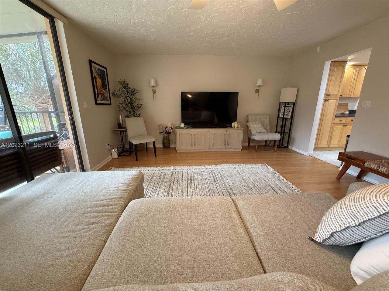 450 Commodore Dr , Unit 306, Plantation, FL 33325 Photo