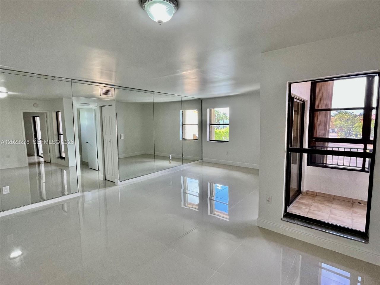 10893 NW 7th St , Unit 23-27, Miami, FL 33172 Photo