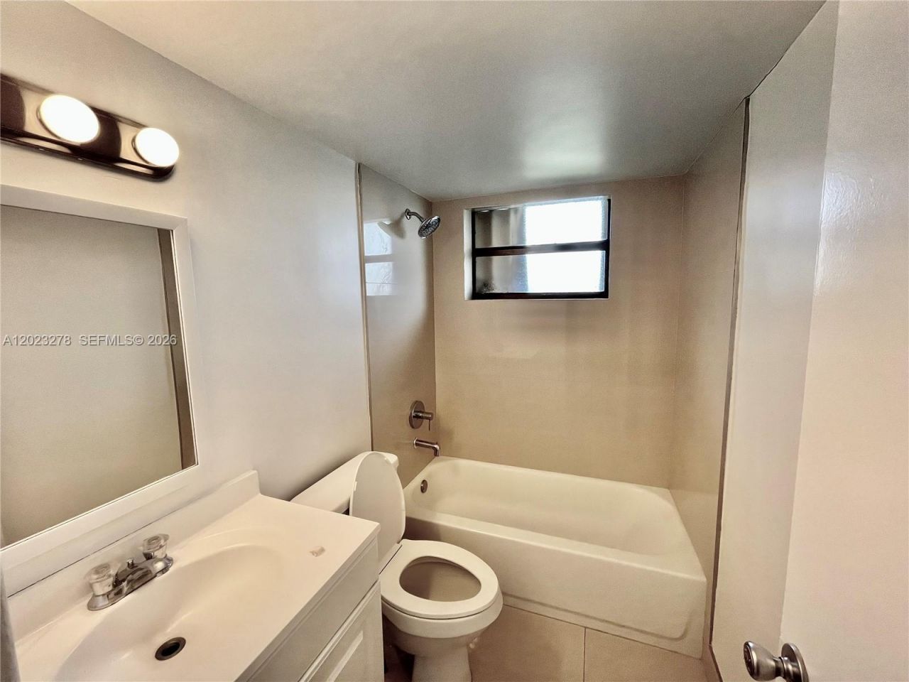 10893 NW 7th St , Unit 23-27, Miami, FL 33172 Photo