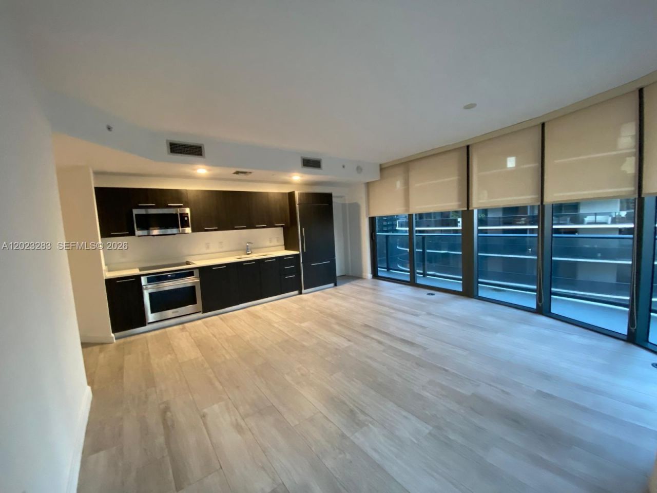 55 SW 9th St , Unit 1503, Miami, FL 33130 Photo