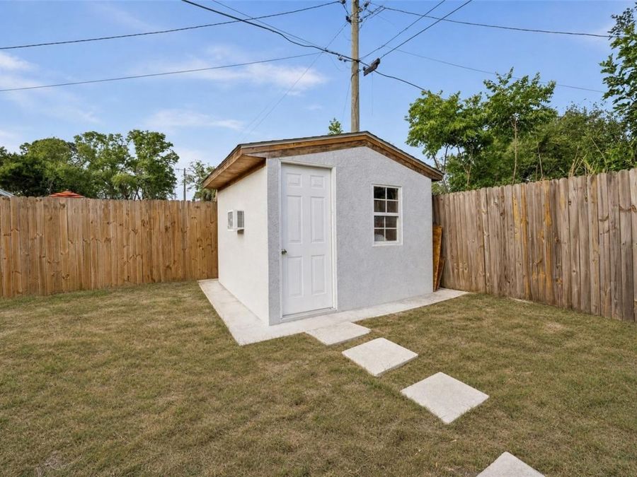 Property Image 41