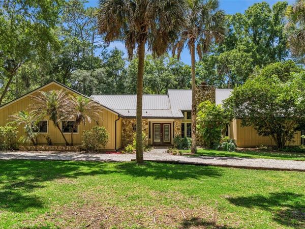 136 WISTERIA DRIVE , LONGWOOD, FL 32779