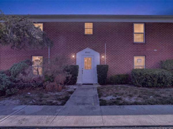 8542 10TH STREET N, Unit B, ST PETERSBURG, FL 33702
