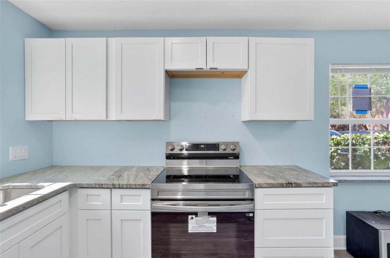8542 10th Street N, Unit B, Saint Petersburg, FL 33702 Photo