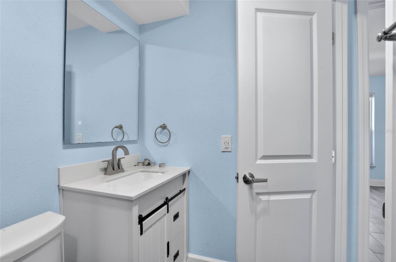 8542 10th Street N, Unit B, Saint Petersburg, FL 33702 Photo