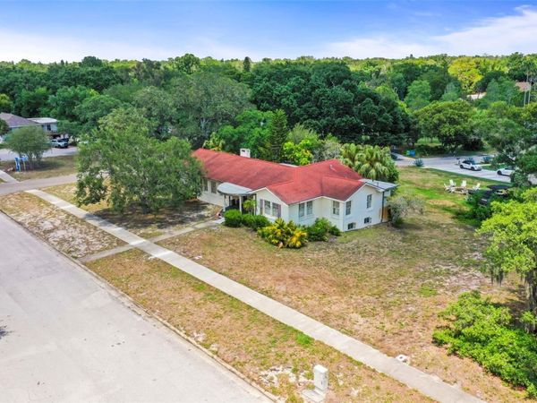 615 N GLENWOOD AVENUE , CLEARWATER, FL 33755