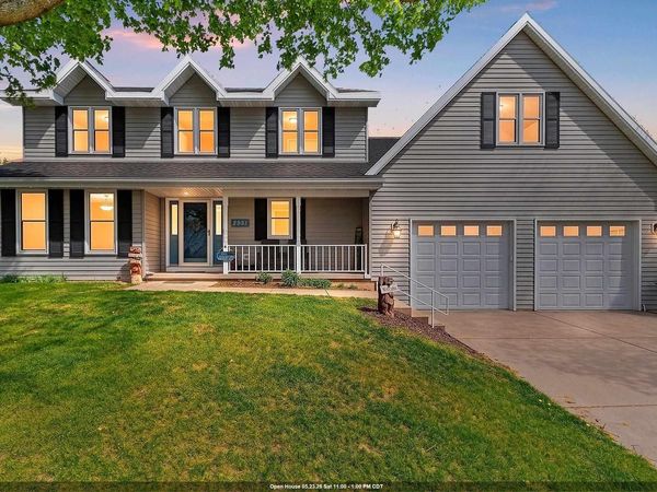 2951 VERCAUTEREN DRIVE, Green Bay, WI 54313