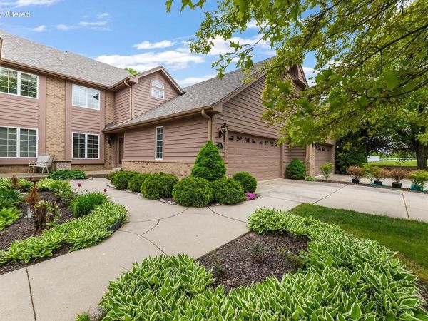 7519 W Mallory WAY, Franklin, WI 53132